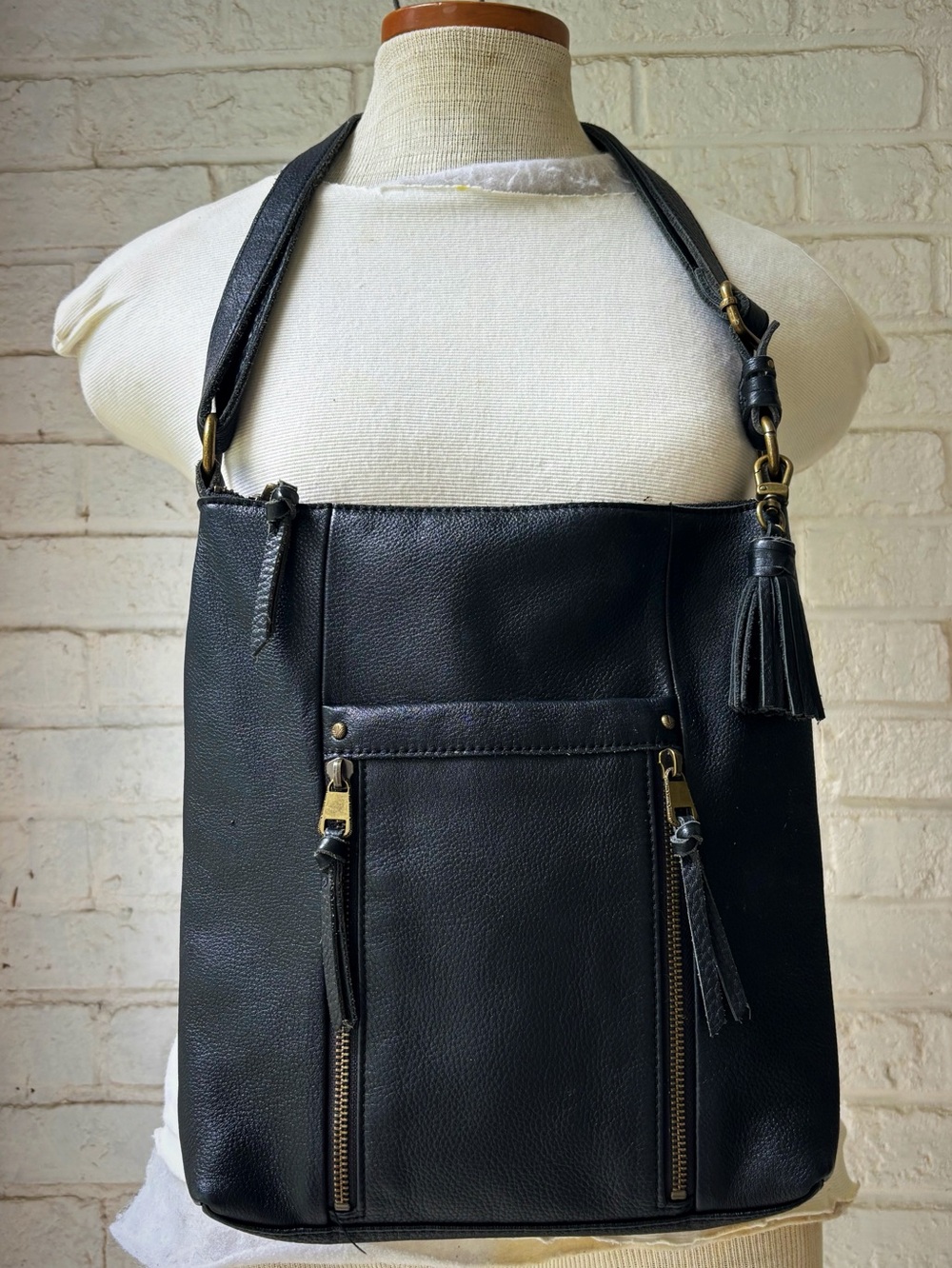 THE SAK  convertible LADERA pebbled leather BLACK crossbody POCKETS bag - Picture 4 of 14